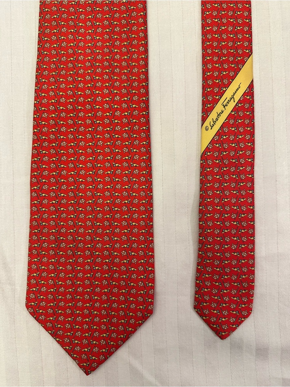 Salvatore Ferragamo Red Race Car Checkered Flag Silk Tie Made in Italy